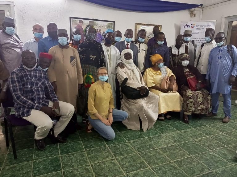 Photo atelier national de validation du rapport Etat des lieux de l AENF ALESBA Bamako Mali